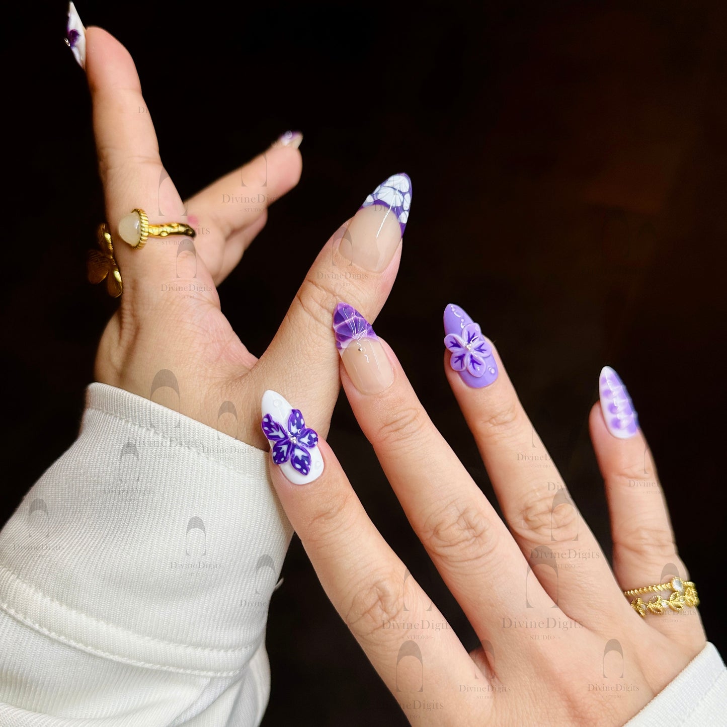Lavender Papillon