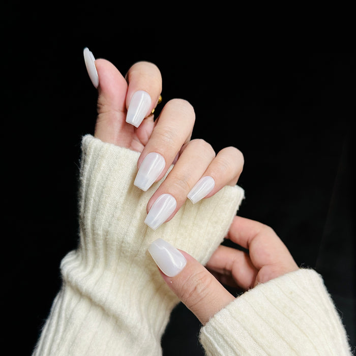 Blanc nacré — hand-painted press-on nails