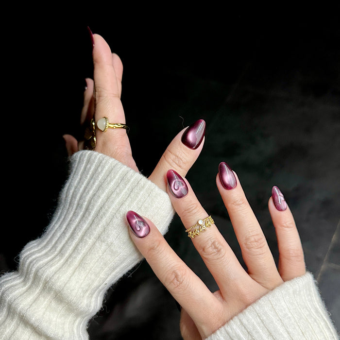 Merlot Lover — hand-painted press-on nails