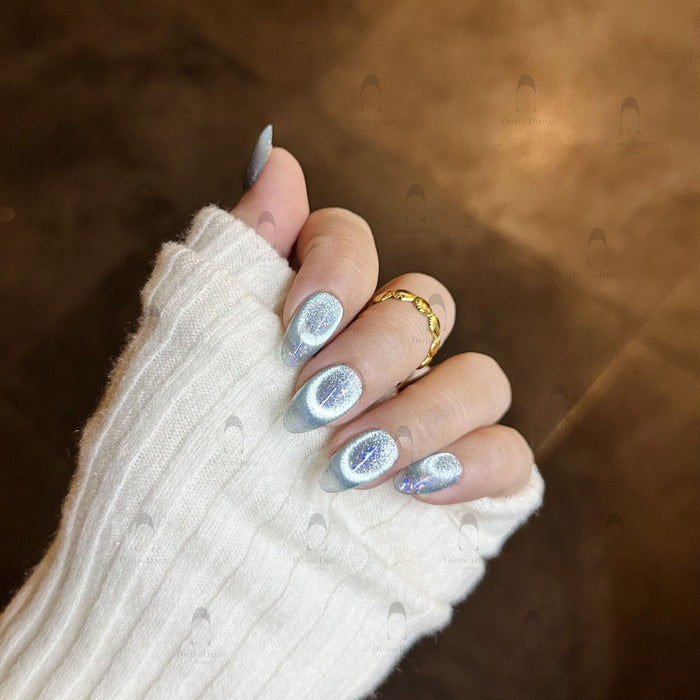 Glacier — hand-painted press-on nails