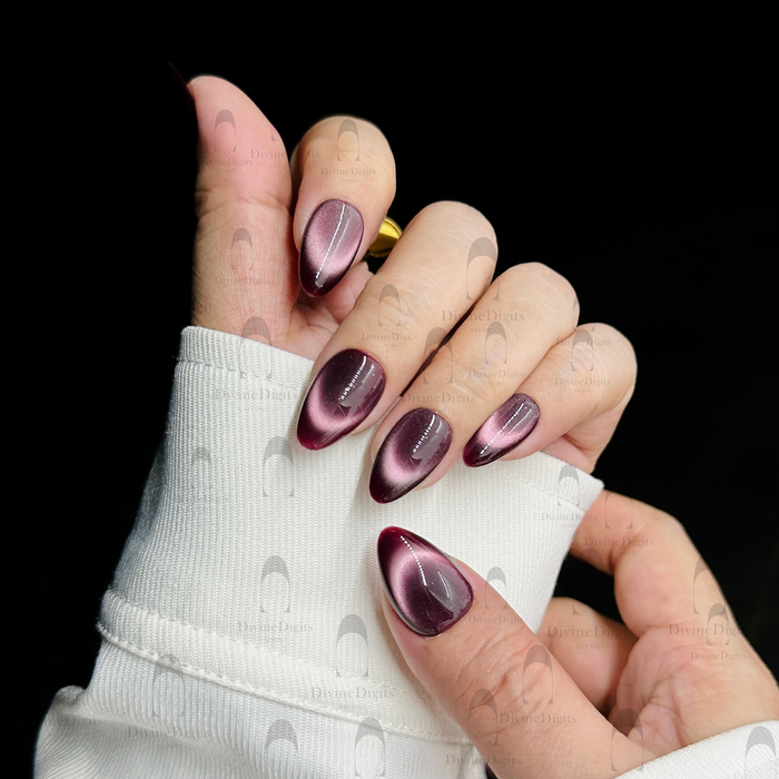 Merlot — hand-painted press-on nails