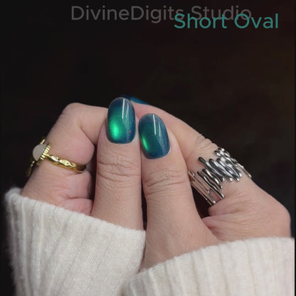 Chasing_Aurora-short oval